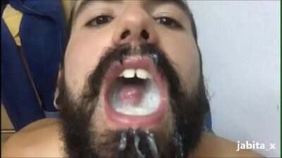 Mi primer bukkake con cinco rabos all gay porn video