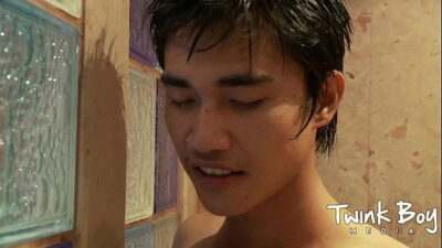 TWINK BOY MEDIA Asian Twinks in the toilet all gay porn video