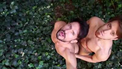 Dude let’s fuck outdoors & Cumshot my ass – Bareback raw – With Alex Barcelona all gay porn video