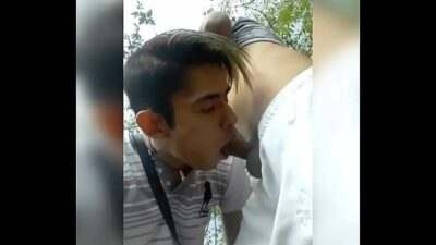 Haciendo cruising en camino verde all gay porn video