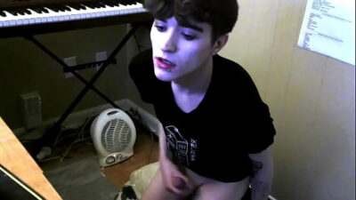 19 y/o sub boy cumming for group of webcam strangers all gay porn video