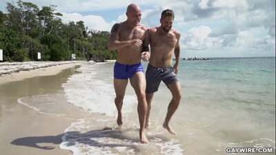 GAYWIRE – Stacked Hunks Trevor Laster & Wesley Woods Bumping Uglies all gay porn video