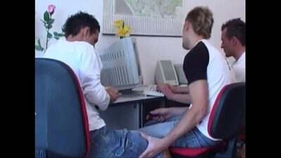 Hunks cock sucking and bareback fucking threesome all gay porn video