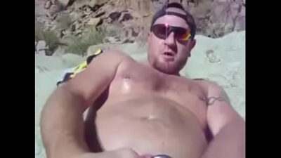 se masturba en playa nudista all gay porn video
