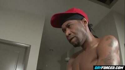 .com – Savage White Ass Swallowing Big Black Gay Cock all gay porn video