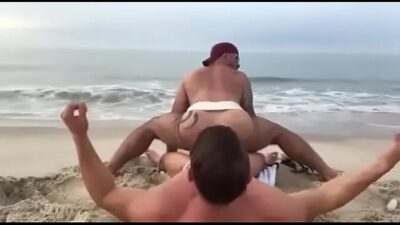Gostosos fudendo na praia all gay porn video