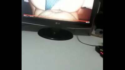 Olha que gozada gostosa e ainda assistindo meu vídeo (Homenagem) all gay porn video