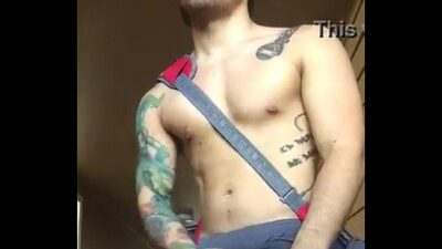 Punheta gostosa all gay porn video