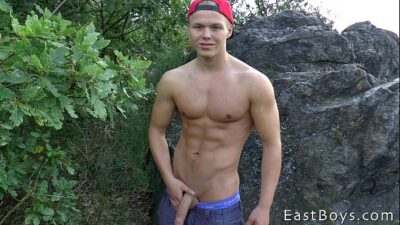 Summer Handjob Adventure 2016 Flexing and Workout all gay porn video