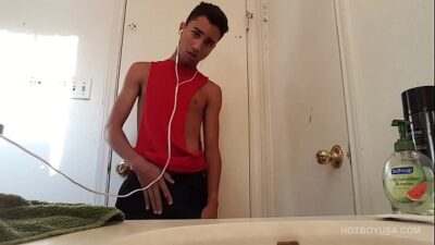 Twink Lucas Bathroom Off all gay porn video