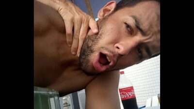 VIDEO REAL! MEU PATRÃO ME CHAMOU PARA CASA DE PRAIA DELE COM INTENÇÃO DE ME COMER all gay porn video