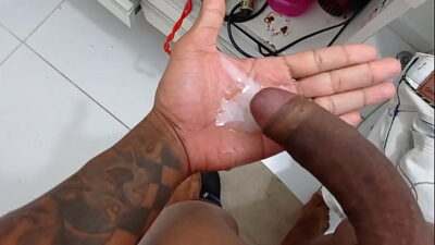Brinquedo do picão tá atendendo todo mundo agora chama no WhatsApp só se tiver interessada e quiser sair.    11964219148.  Você tem bastante leite nesse vídeo all gay porn video