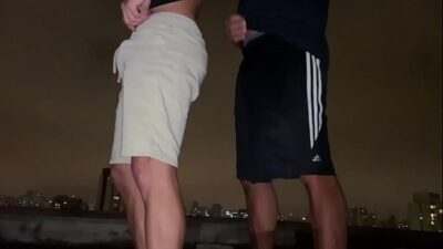 Dando para várias all gay porn video