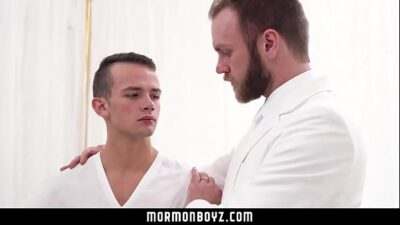 MormonBoyz – Sexy furry Stud rims and fucks bubble butt bottom deep all gay porn video
