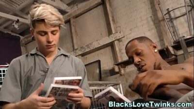 Ebony amateur facializes all gay porn video