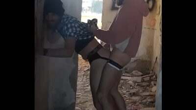 ESPAÑOLES FOLLANDO EN CASA ABANDONADA all gay porn video