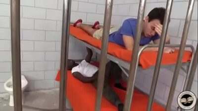 Negro y blanco en prision all gay porn video