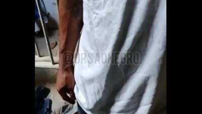 novinho versátil ficou sabendo do boato pelos amigos e veio aqui em casa provar. fizemos um troca troca gostoso  completo no red all gay porn video
