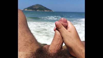 Relaxando pelado na praia all gay porn video
