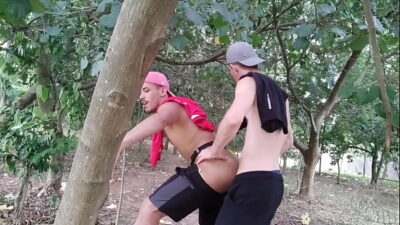 SEXO NO PARQUE COM DESCONHECIDO all gay porn video