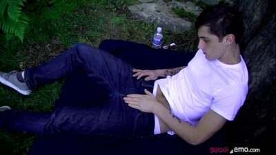 Stroking Out The Juice! all gay porn video
