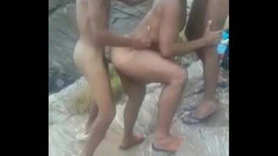 Suruba na praia. all gay porn video