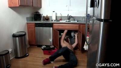 Big cocked mature fucks college ass all gay porn video