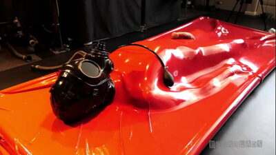 Boundlads – Pup in Vacbed all gay porn video
