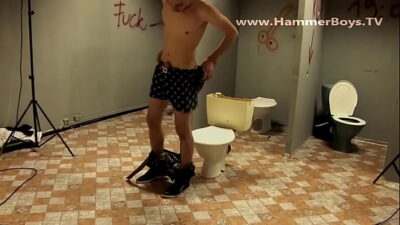 Jeremy Rowen Glory Hole from Hammerboys TV all gay porn video