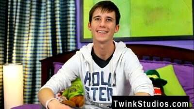 Teen gay boys xxx free porn videos As if the beaches of SoCal weren’t all gay porn video