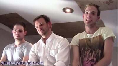 Gay amateurs suck cocks