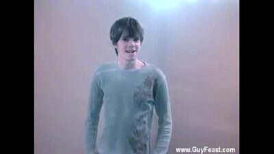 Gay emo pissing cock Southern boy Joey might be nice and small, but all gay porn video