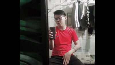Top dâm sục cặc khẩu dâm bao phê – Asian Gay sucking and cuming w soccer clothes all gay porn video