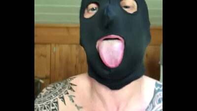 Mec masqué suceur à exploiter all gay porn video