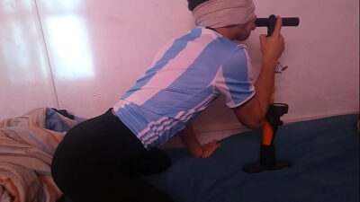 Crossdresser de closet mamando all gay porn video
