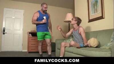 Horny Bear RAW Fucking His Nerdy Twink Stepson – FAMILYCOCKS.COM all gay porn video