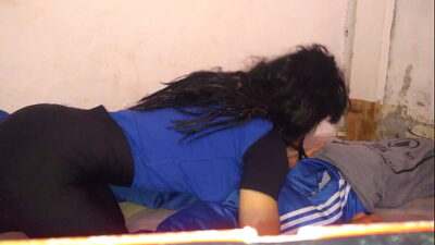 Crossdresser mamando all gay porn video