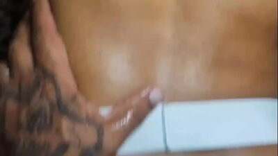Deixei essa cuceta cheia , com 4 gozadas larga all gay porn video