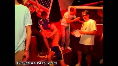 Gay porn wank spunk group photos and bear naked party chicago xxx all gay porn video