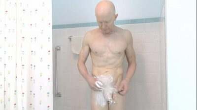 Horny Gay Nudist Shaves in Shower all gay porn video