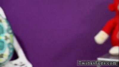 Hot teen boy muscle gay porn Bentley Gets A Fresh Bare Hole all gay porn video