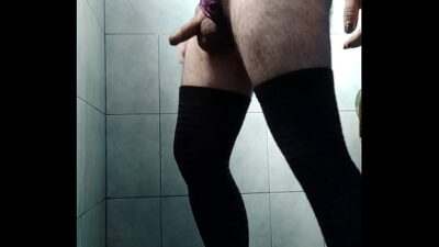 Masturbándome con medias all gay porn video