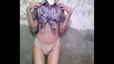 Bienvenue sur ma chaîne ” Warguswar”: Crossdresser Anya Franz. Humeur du matin all gay porn video
