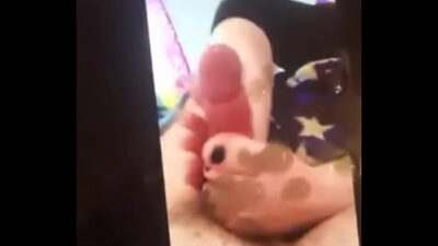 Footjob Cum Tribute From Foot6969 all gay porn video