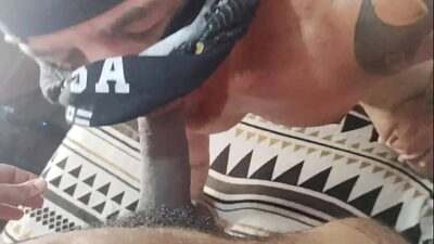 Bastidores de gravações com um fã urso com ele Patrick jesus, muito leite e mijo no final all gay porn video