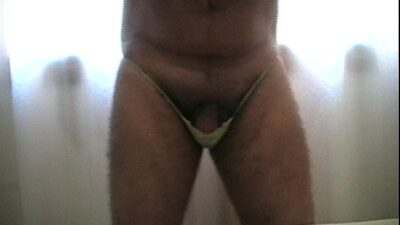 Crossdresser Cris Prazeres se masturbando all gay porn video