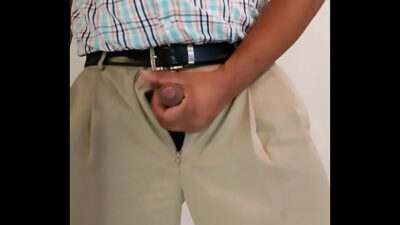Maestro caliente se saca la leche all gay porn video