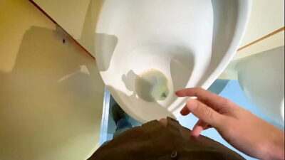 jjreilly79 has a nice quick wee in a public urinal all gay porn video