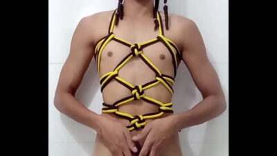 Bondage play – Having fun masturbating while tied up in a Hishi Karada (Shibari) all gay porn video