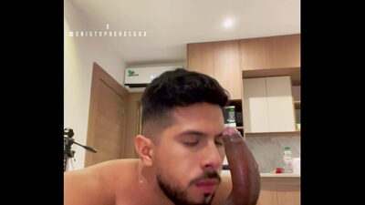 Cristopher Stewart y un chico del gym dotado tienen sexo por horas. “TRAILER” all gay porn video